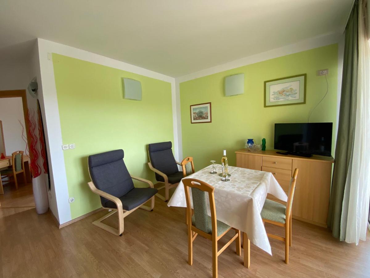 Marija F2 Apartment Krk Town Eksteriør bilde
